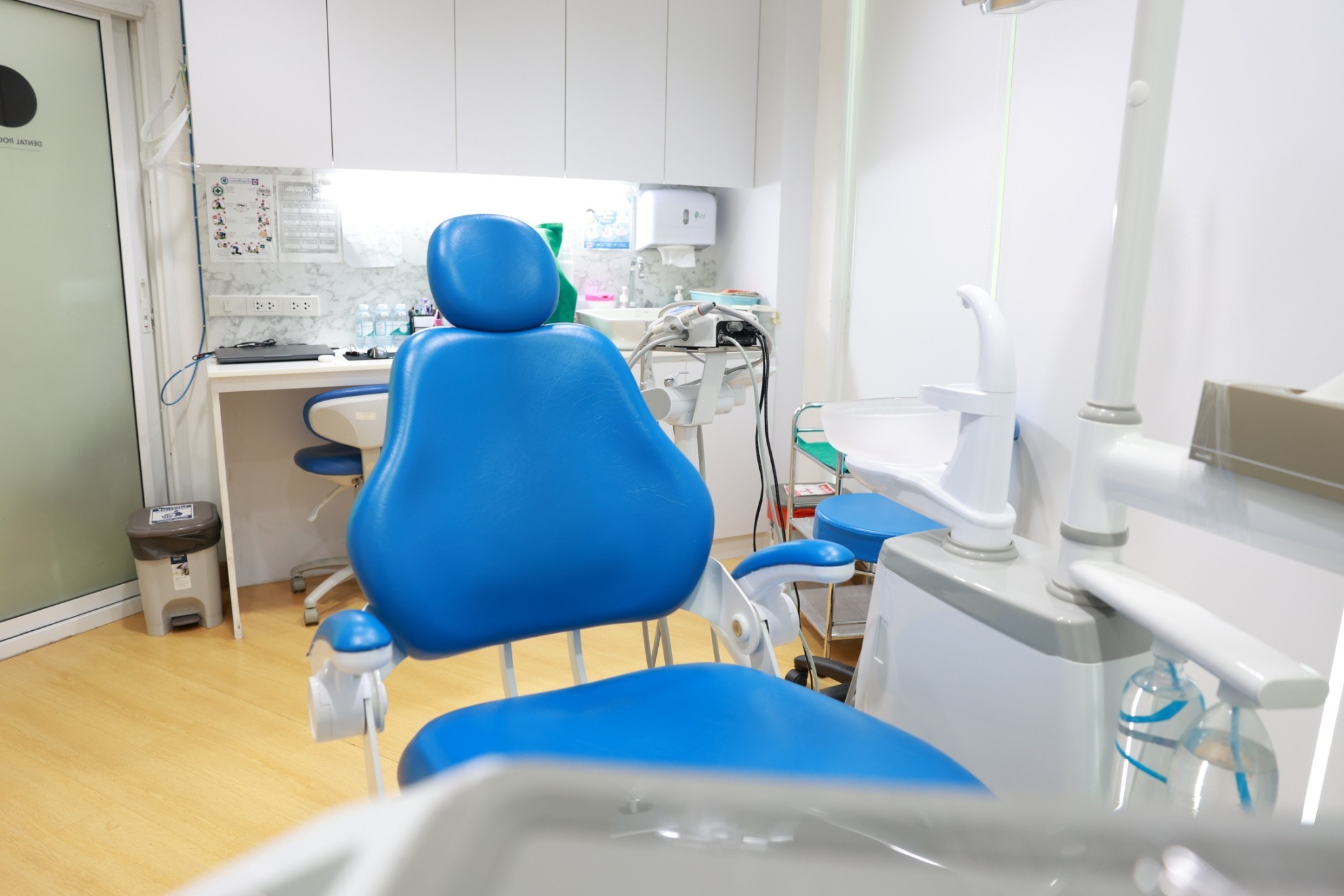 Smile Express Dental Clinic Ari Branch_05